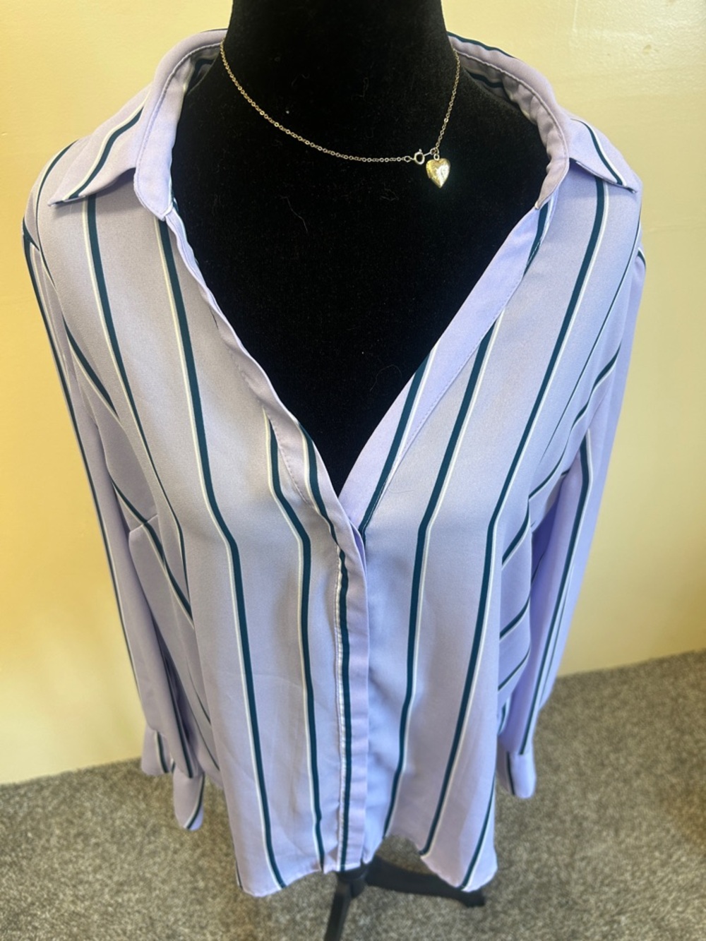 Worthington Lavender Long-Sleeve Striped V-Neck Blouse